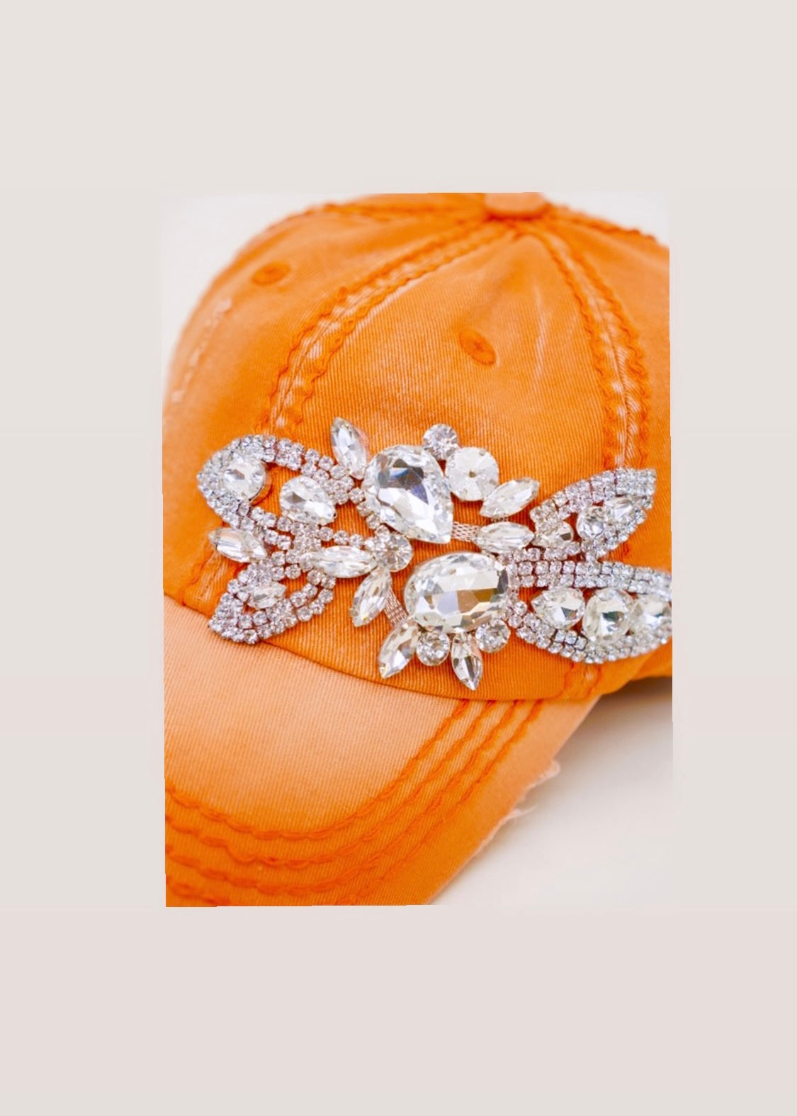 Private Cabana Girl|Gem Cap