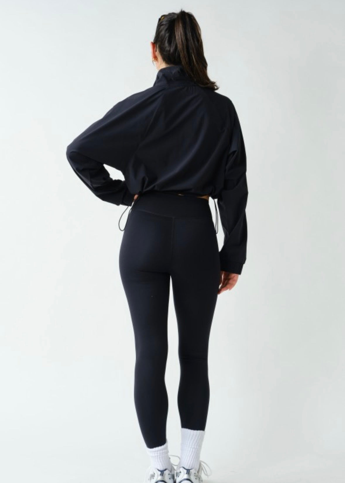 RunClub|half zip-black